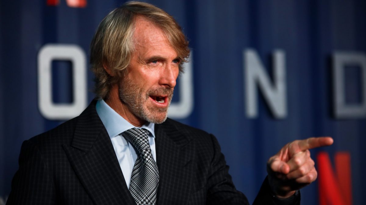 Michael Bay assiste à la première de son film '6 Underground' à New York en 2019, soit près de 25 ans après que le studio ait coupé l'électricité alors qu'il tournait 'Bad Boys'