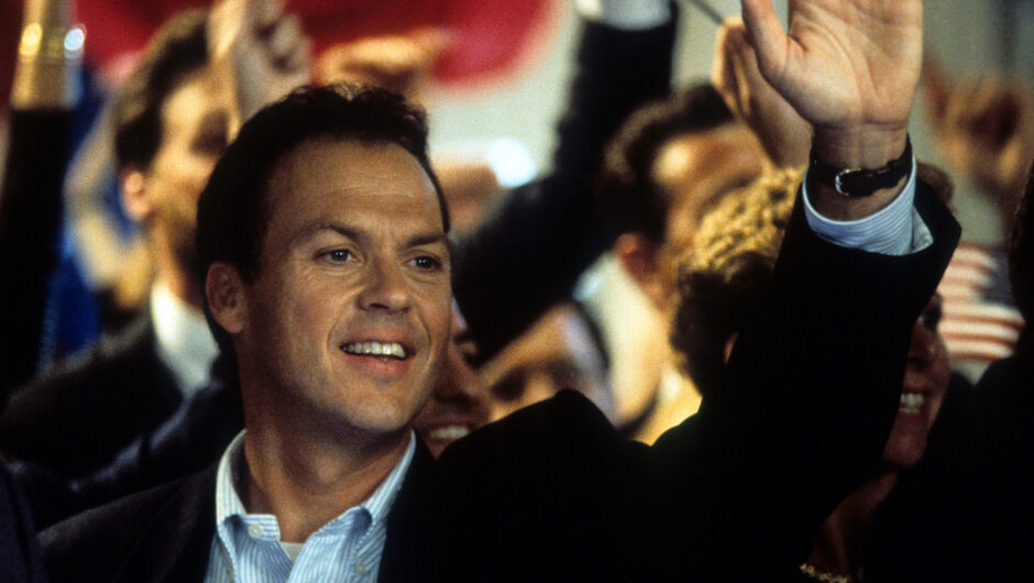 Michael Keaton a une fois impressionné Johnny Carson et a gagné un pari avec ses capacités de gymnastique