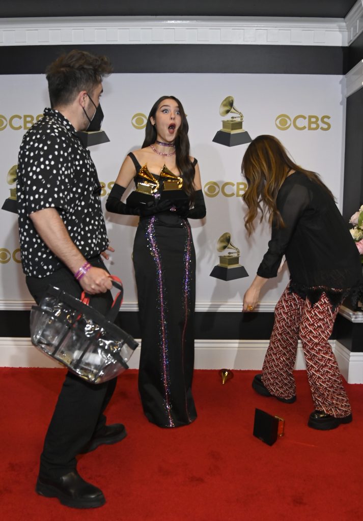 Olivia Rodrigo décroche un Grammy Award