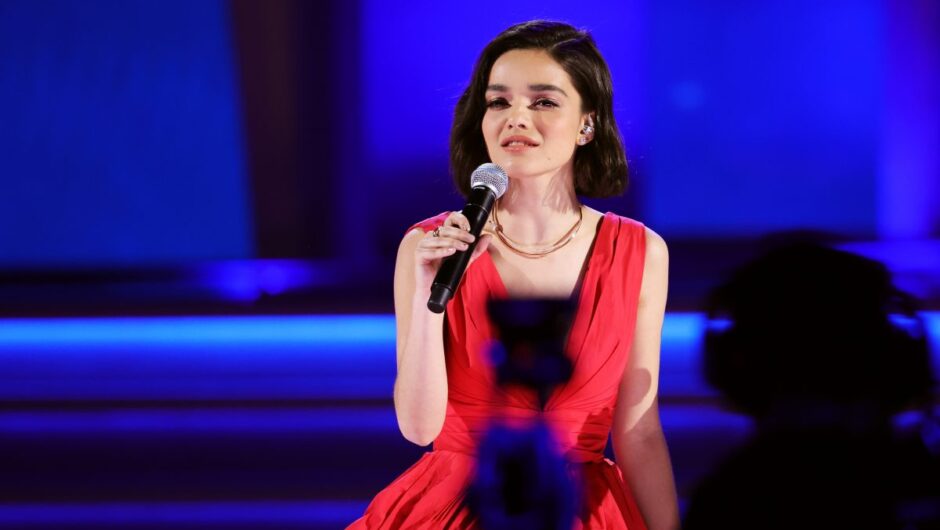 L&rsquo;actrice de « West Side Story », Rachel Zegler, partage une mise à jour sur le film d&rsquo;action en direct « Blanche-Neige » de Disney