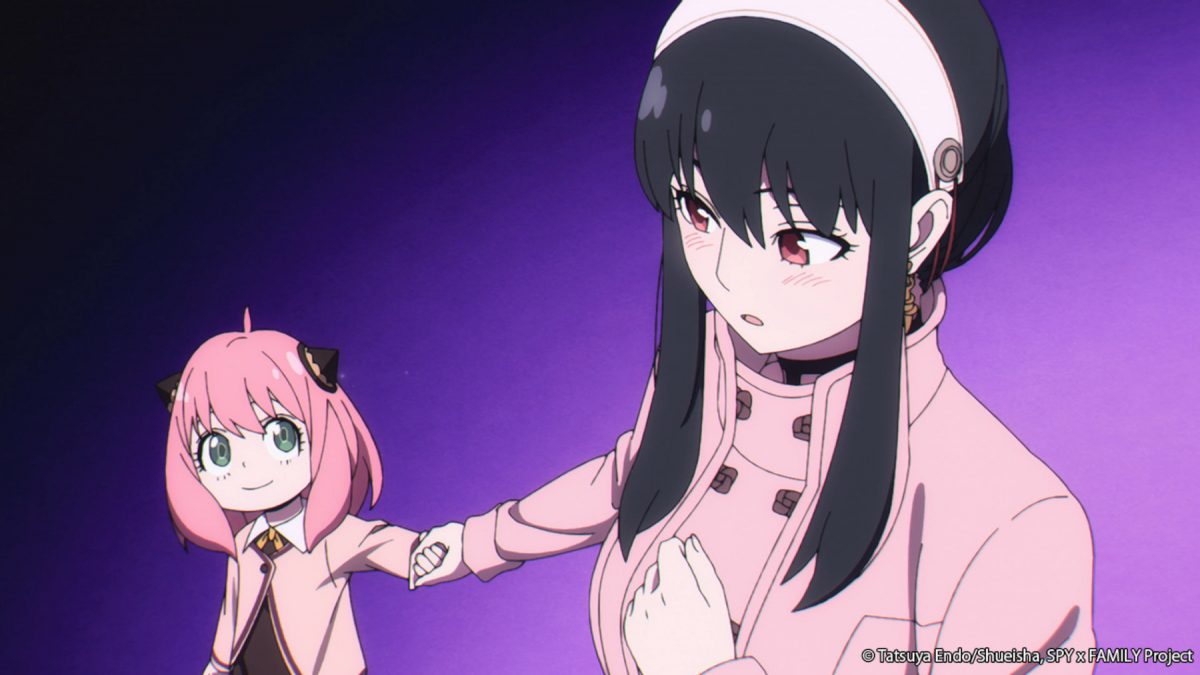 Anya et Yor se tiennent la main dans l'épisode 3 de 