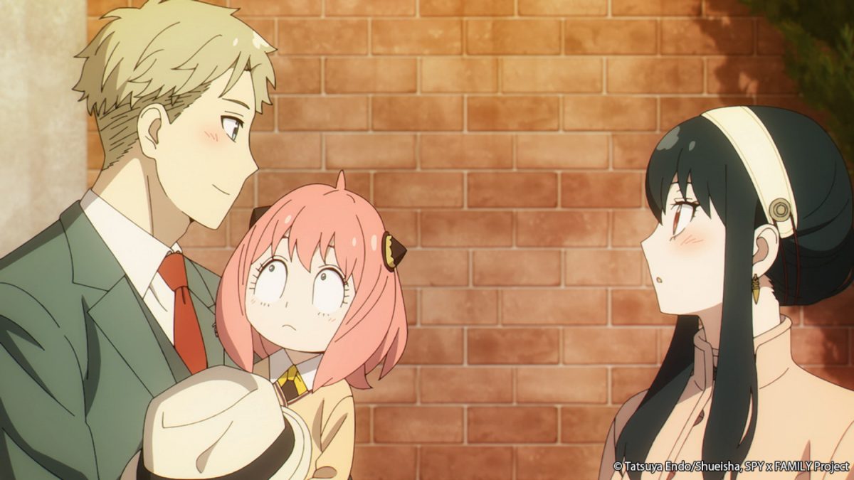 Loid, Anya et Yor Forger dans l'épisode 2 de 