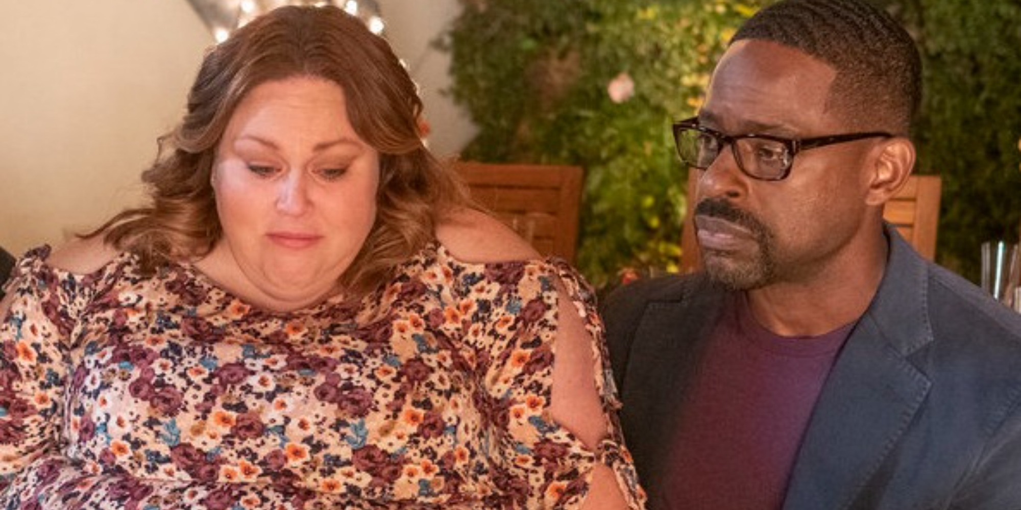 Chrissy Metz et Sterling K. Brown sur le tournage de This Is Us.