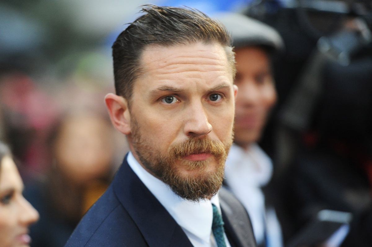 Tom Hardy assiste à la première britannique de "Legend" à Odeon Leicester Square le 3 septembre 2015 à Londres, en Angleterre