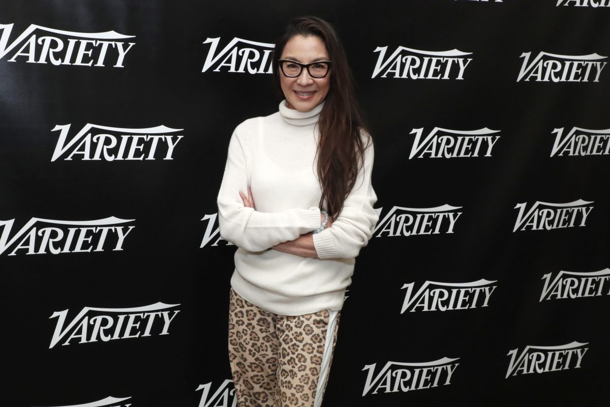 Michelle Yeoh, du film Everything Everywhere All at Once, assiste au studio Variety au SXSW 2022