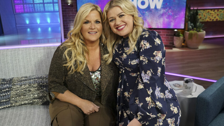 Salade de Trisha Yearwood aux mandarines que Kelly Clarkson aime