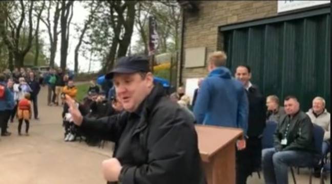 Il a lancé le «wheelyboat» dans le Lanchashire.  1 crédit
