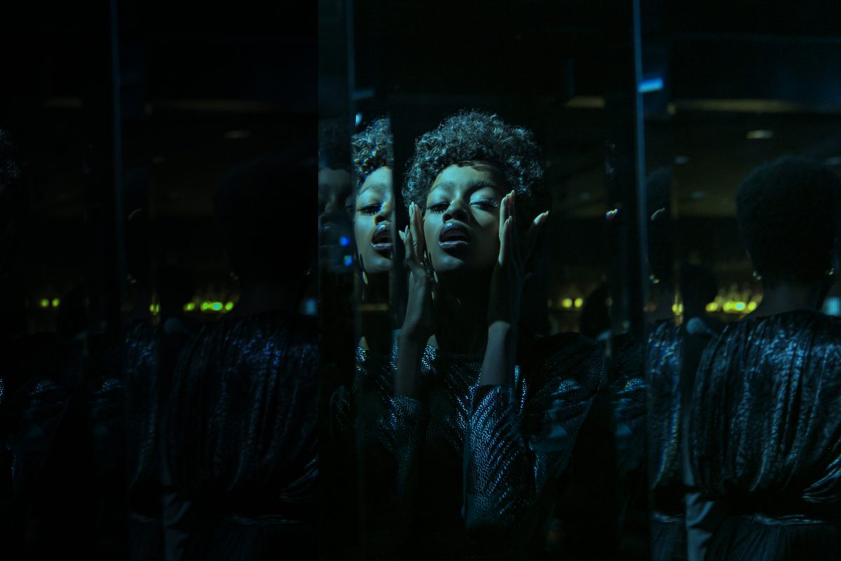 Gracie Marie Bradley dans le rôle de Beauty dans le film de Netflix, Beauty.