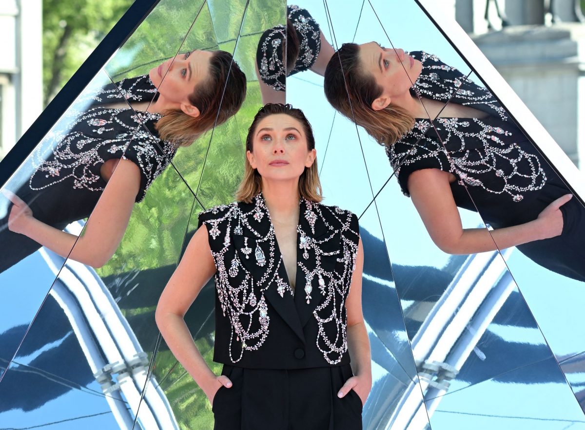 Elizabeth Olsen, qui joue la sorcière écarlate, qui pourrait être une méchante, dans 