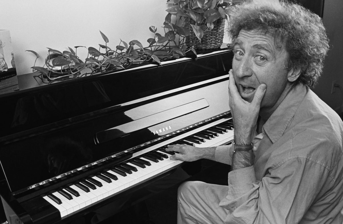 Gene Wilder, qui a joué Willy Wonka (également joué par Johnny Depp) dans Willy Wonka et la chocolaterie, assiste à une séance de portraits en Californie