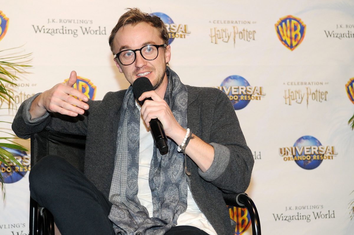 L'acteur Tom Felton, qui joue Draco Malfoy dans les films Harry Potter, assiste à une célébration de Harry Potter à Universal Orlando
