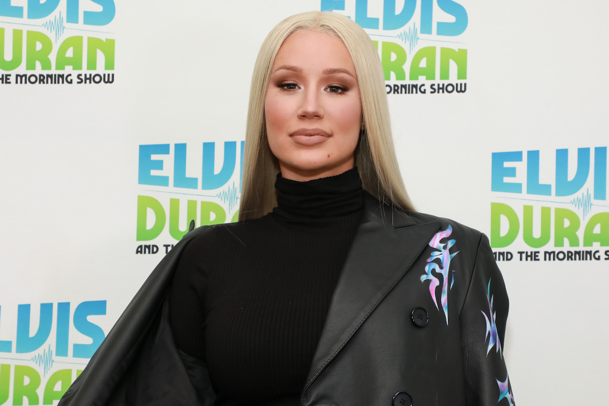Iggy Azalée souriante