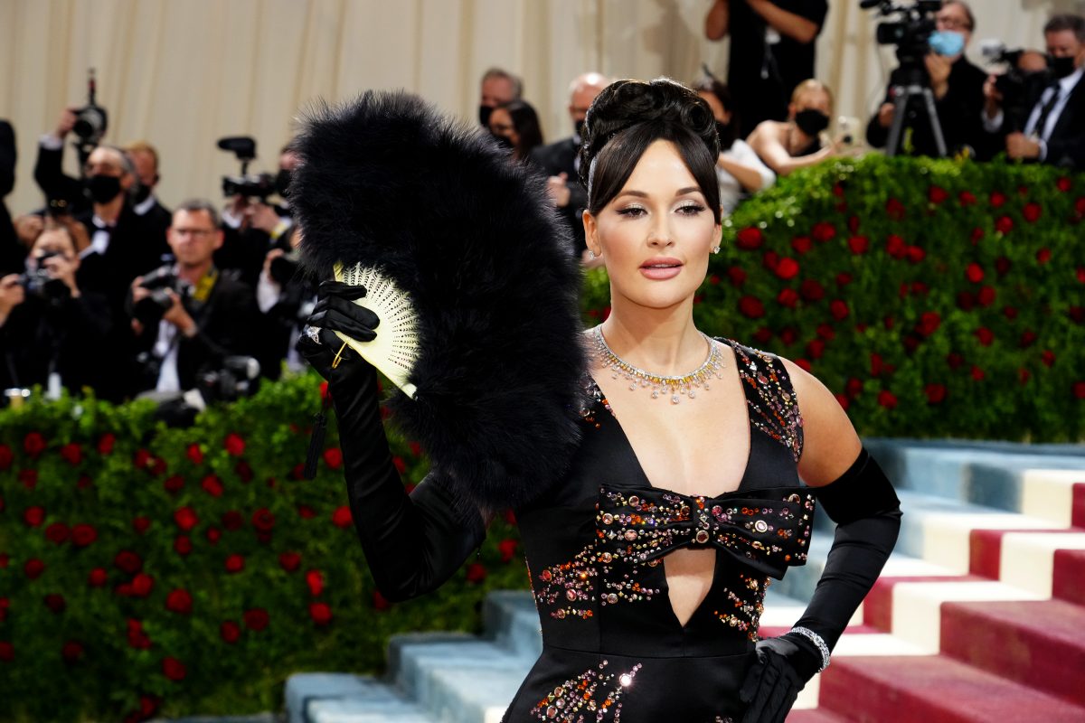 Kacey Musgraves assiste au Met Gala 2022 célébrant « In America: An Anthology of Fashion » au Metropolitan Museum of Art