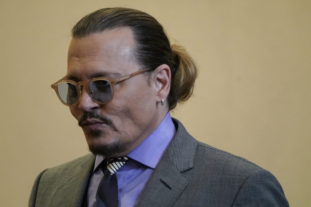Johnny Depp assiste au procès d'Amber Heard. 