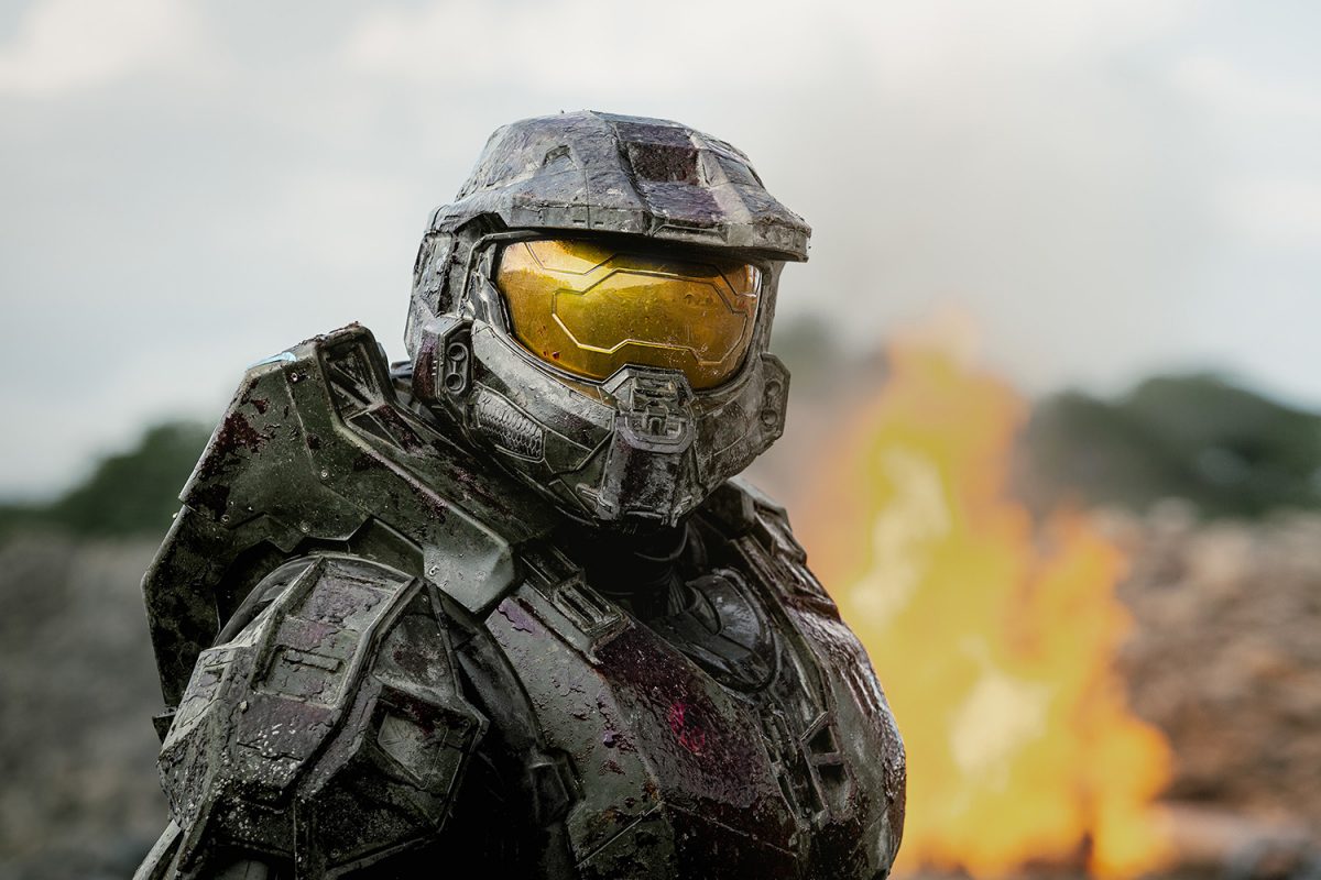 Pablo Schreiber en tant que Master Chief dans Halo, qui a été critiqué par le co-créateur du jeu Marcus Lehto