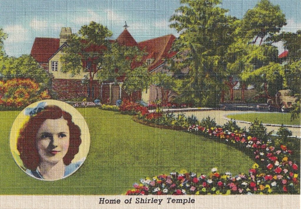 La maison hollywoodienne de Shirley Temple photographiée sur une carte postale vintage