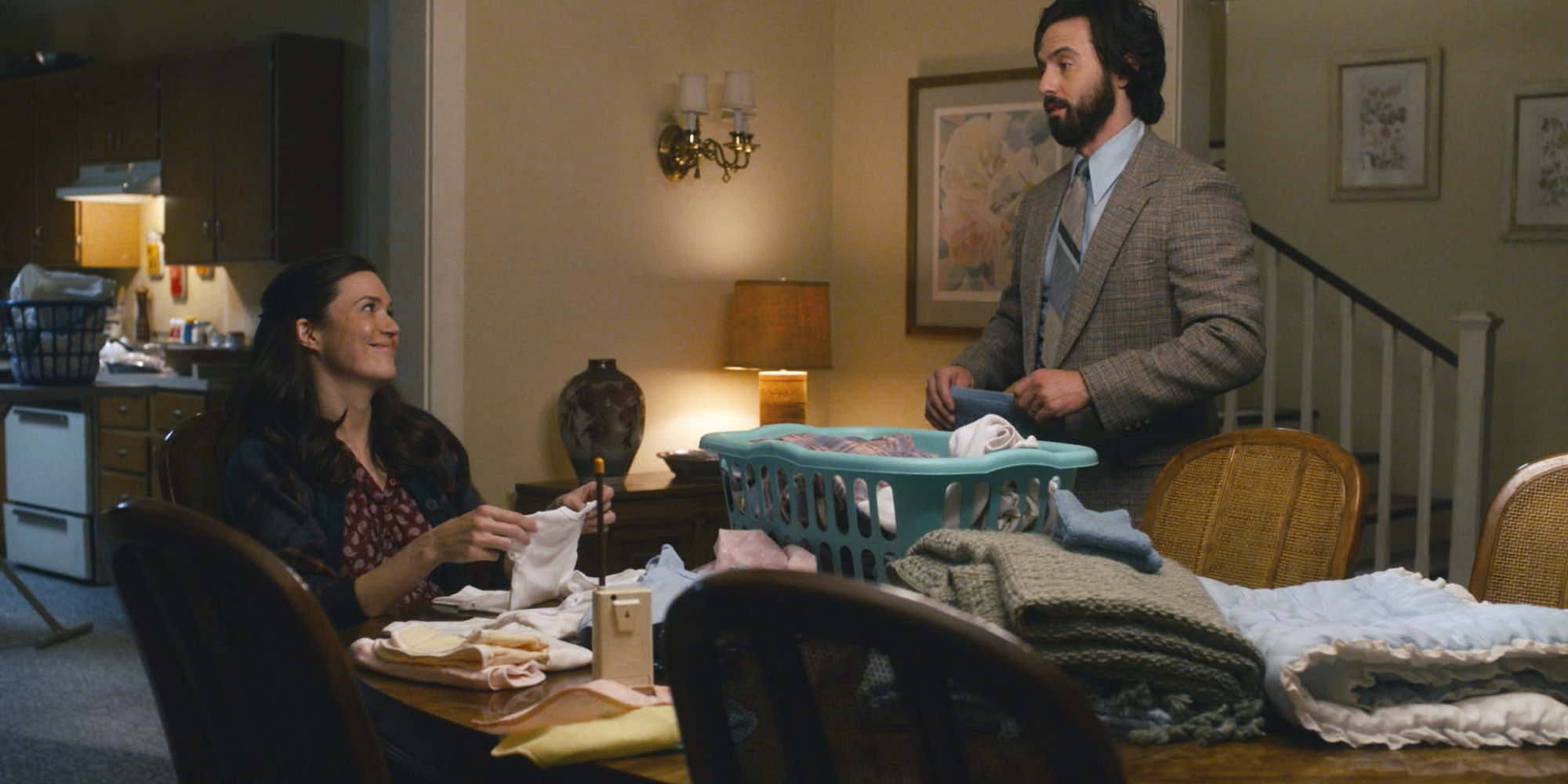 Mandy Moore et Milo Ventimiglia sur le tournage de "This Is Us".