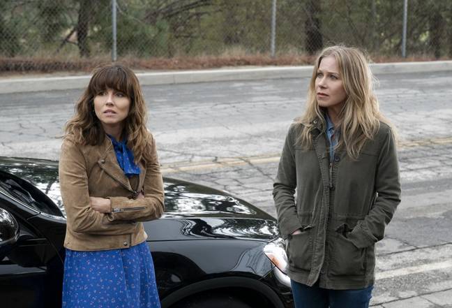 Netflix confirme que la troisième et dernière saison de Dead To Me sera diffusée cet automne