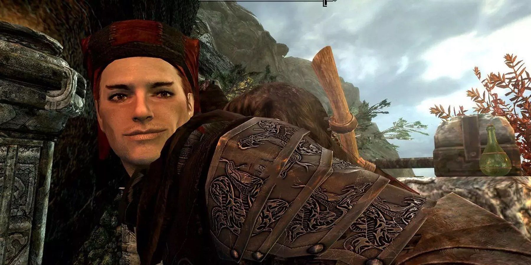 Image de The Elder Scrolls 5: Skyrim montrant une version plus belle de Cicero de The Darkbrotherhood.