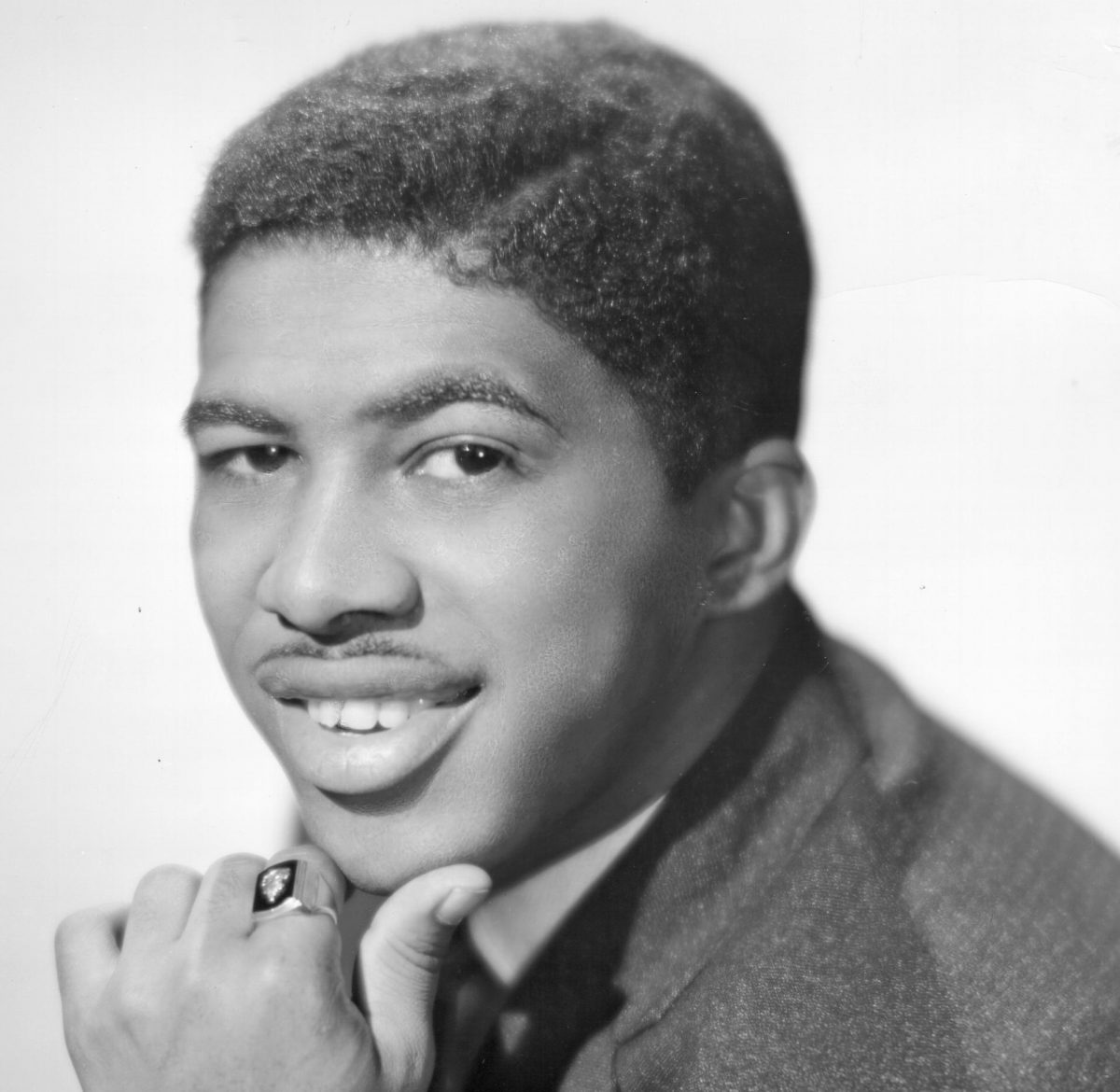 Ben E. King, chanteur de "Stand By Me", porte une bague