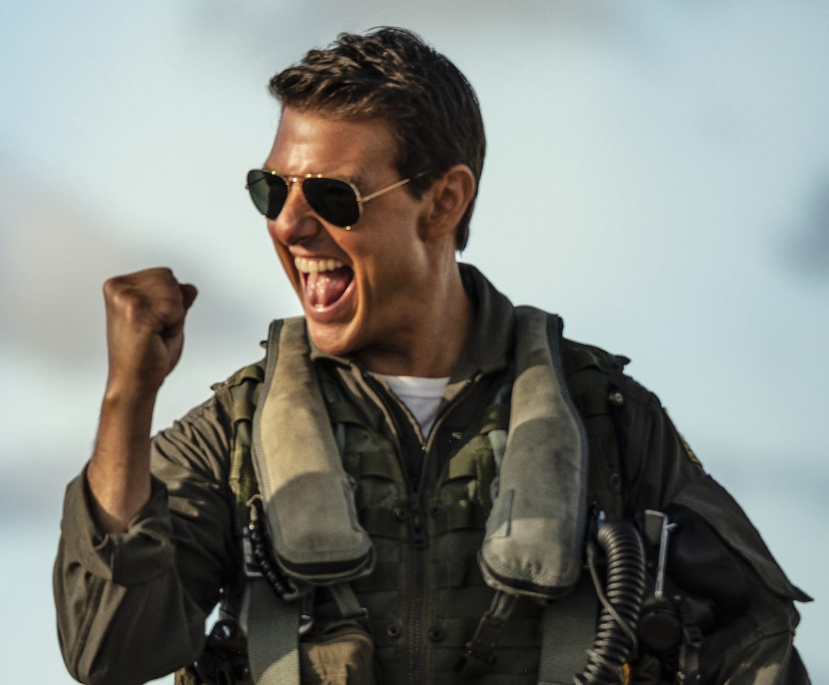 Tom Cruise comme Pete "Maverick" Mitchell dans 'Top gun : Maverick.'  En ce qui concerne les finances, 
