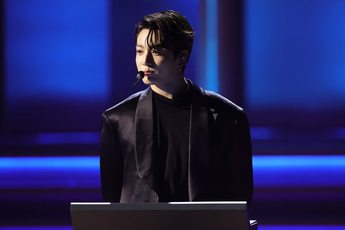 Jungkook de BTS sur scène aux Grammy Awards 2022