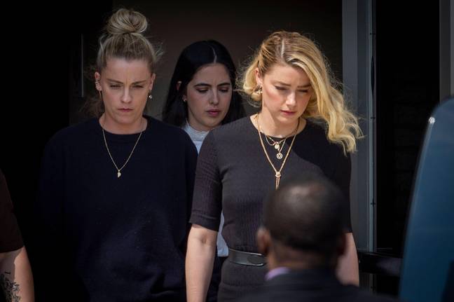 Amber Heard quittant le tribunal après la lecture du verdict.  Crédit : Alamy