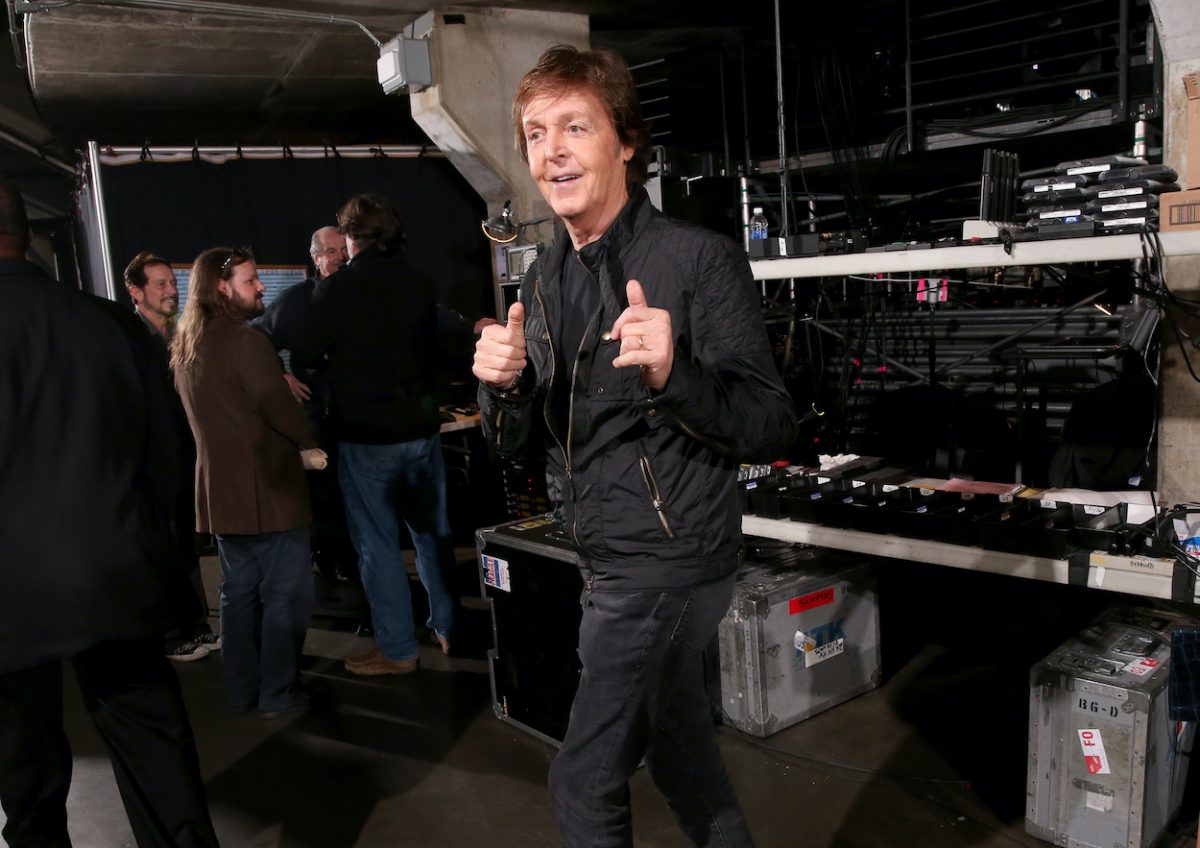 Paul McCartney assiste aux Grammy Awards 2015 à Los Angeles. Le rituel des coulisses de McCartney après chaque concert comprend un combo sandwich et boisson spécifique.