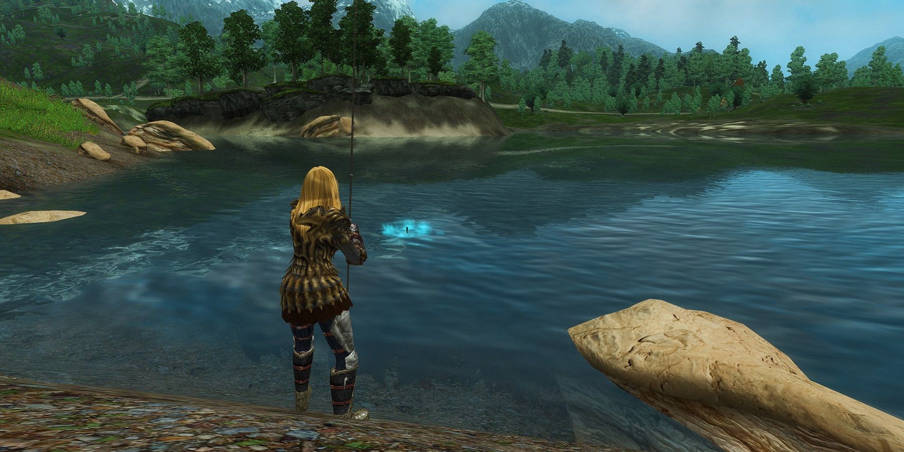 Capture d'écran de The Elder Scrolls 5: Skyrim montrant le joueur en train de pêcher à la troisième personne dans un lac.