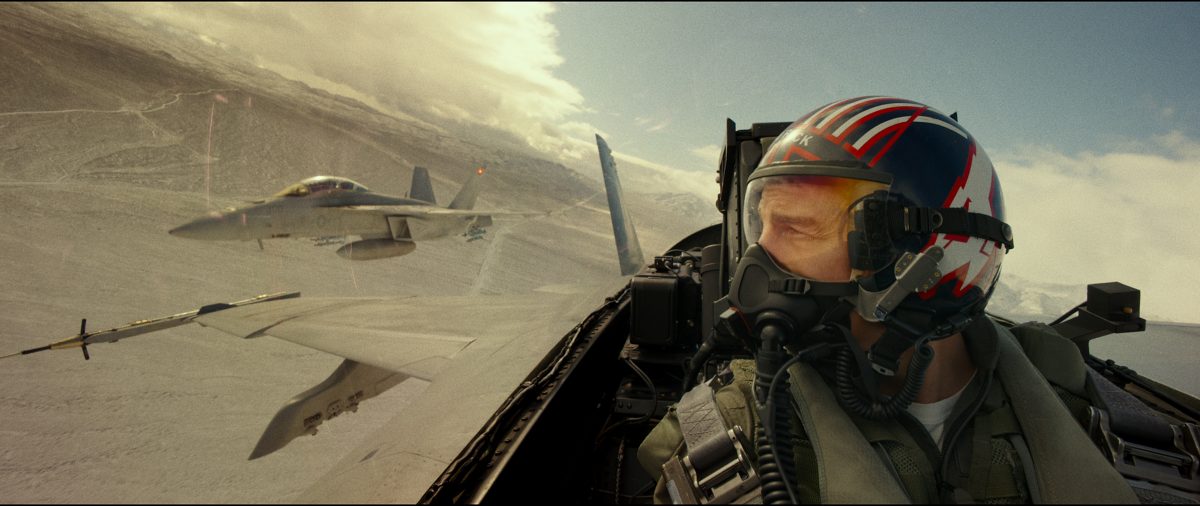 Tom Cruise comme Pete "Maverick" Mitchell dans 