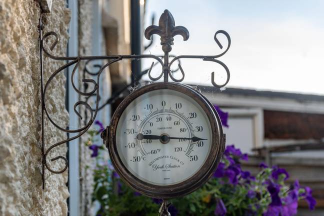 Les températures devraient encore grimper aujourd'hui. Crédit : Alamy