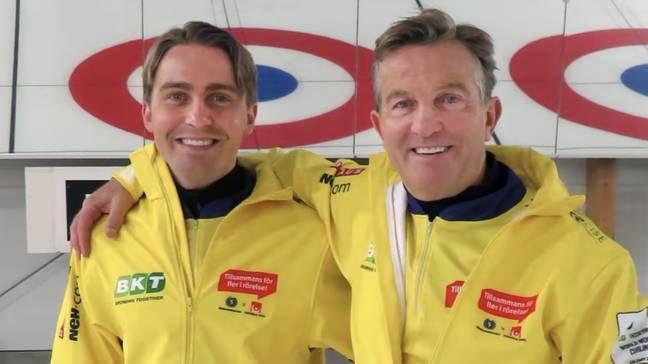 Bradley a nommé son fils, Barney, directeur de deux de ses entreprises.  1 crédit