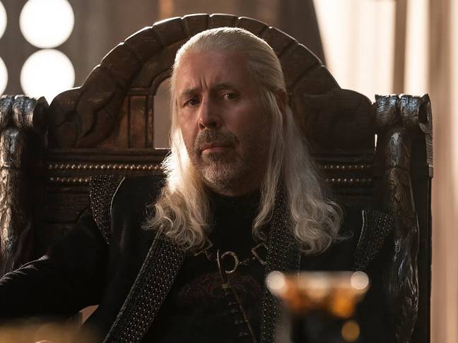Son mari Viserys (Paddy Considine) était naturellement désemparé. Crédit : HBO/House of the Dragon