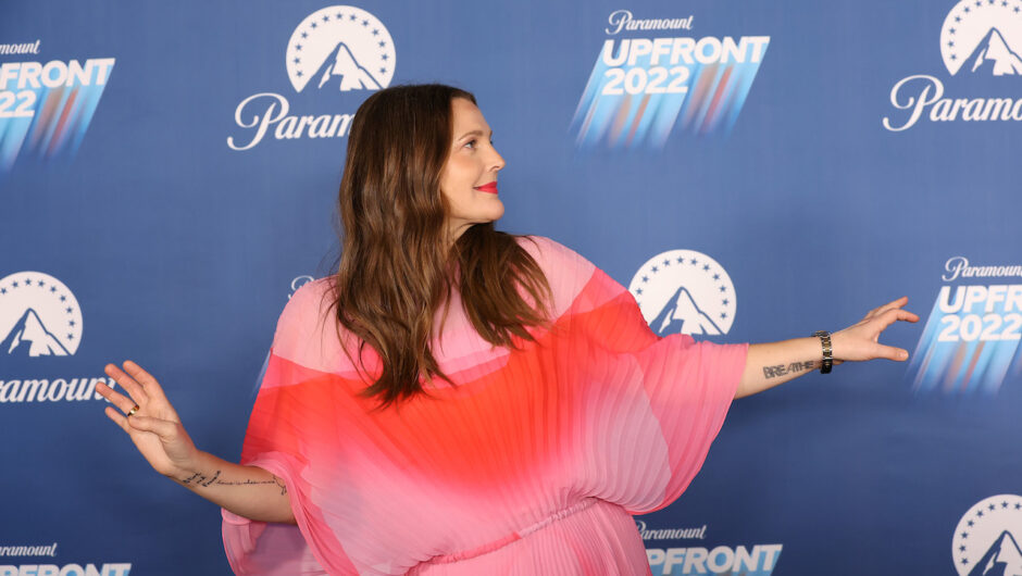 Drew Barrymore est un « amoureux accro » mais pas « obsédé par une relation »