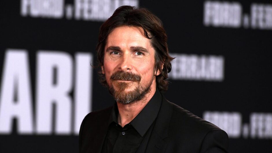 Christian Bale a dû arrêter de parler à Chris Rock sur le plateau d&rsquo;Amsterdam