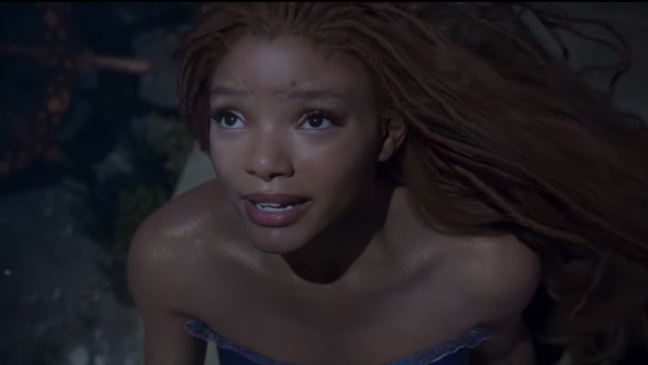 Écoutez Halle Bailey chanter « Part Of Your World » dans le premier teaser de Little Mermaid