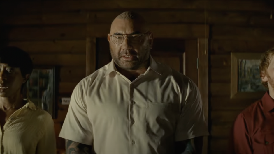 Voici une bande-annonce pour Knock At The Cabin de M. Night Shyamalan