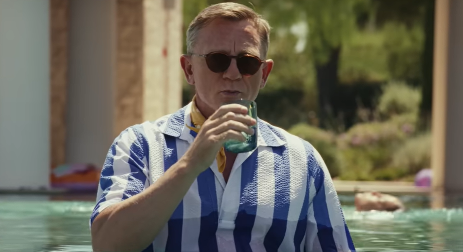 Le directeur de Knives Out, Rian Johnson, confirme que le personnage joué par Daniel Craig est queer