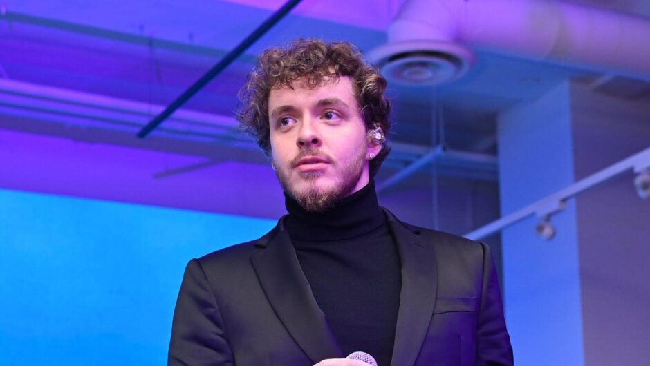 Jack Harlow jouera le double rôle d&rsquo;hôte SNL et d&rsquo;invité musical