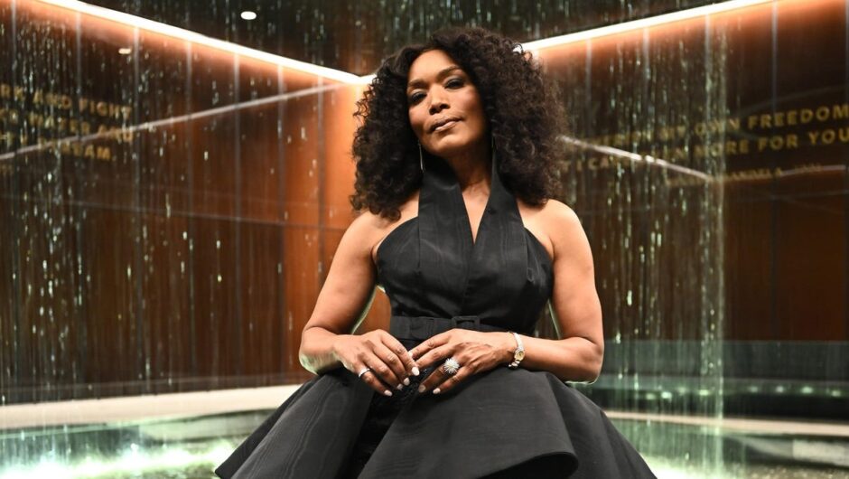 Angela Bassett n&rsquo;aimait pas l&rsquo;arc de la reine Ramonda dans Wakanda Forever