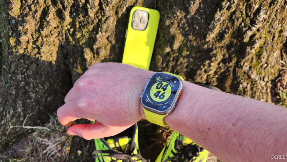 Pratique avec le bracelet Apple Watch Nomad dont tout le monde parle