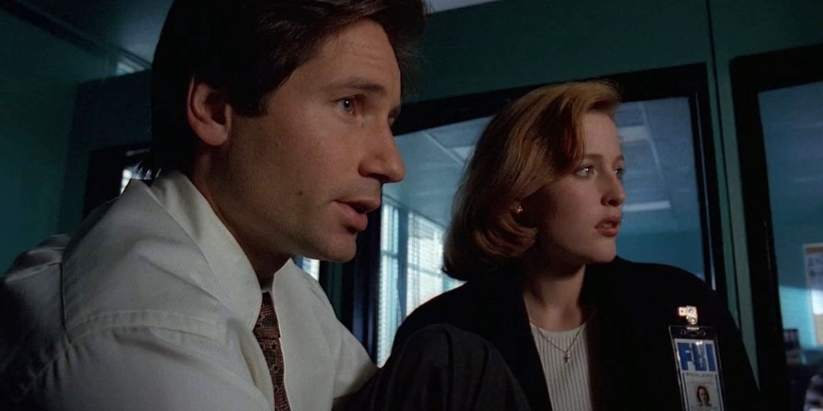 Gillian Anderson et David Duchovny dans X-Files saison 3, épisode 8