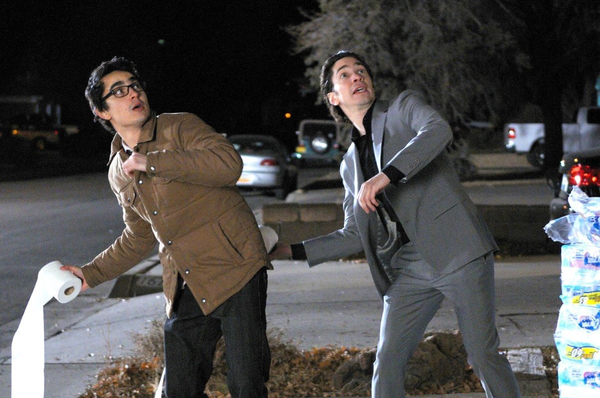 Max Minghella et Justin Long dans 10 ans