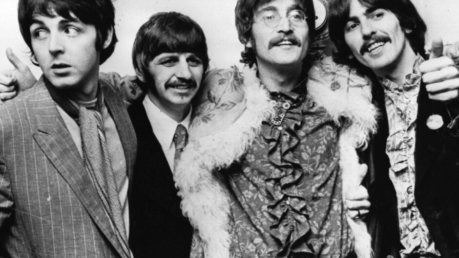 1 La chanson de Harry Styles a été arrachée à « Blackbird » des Beatles