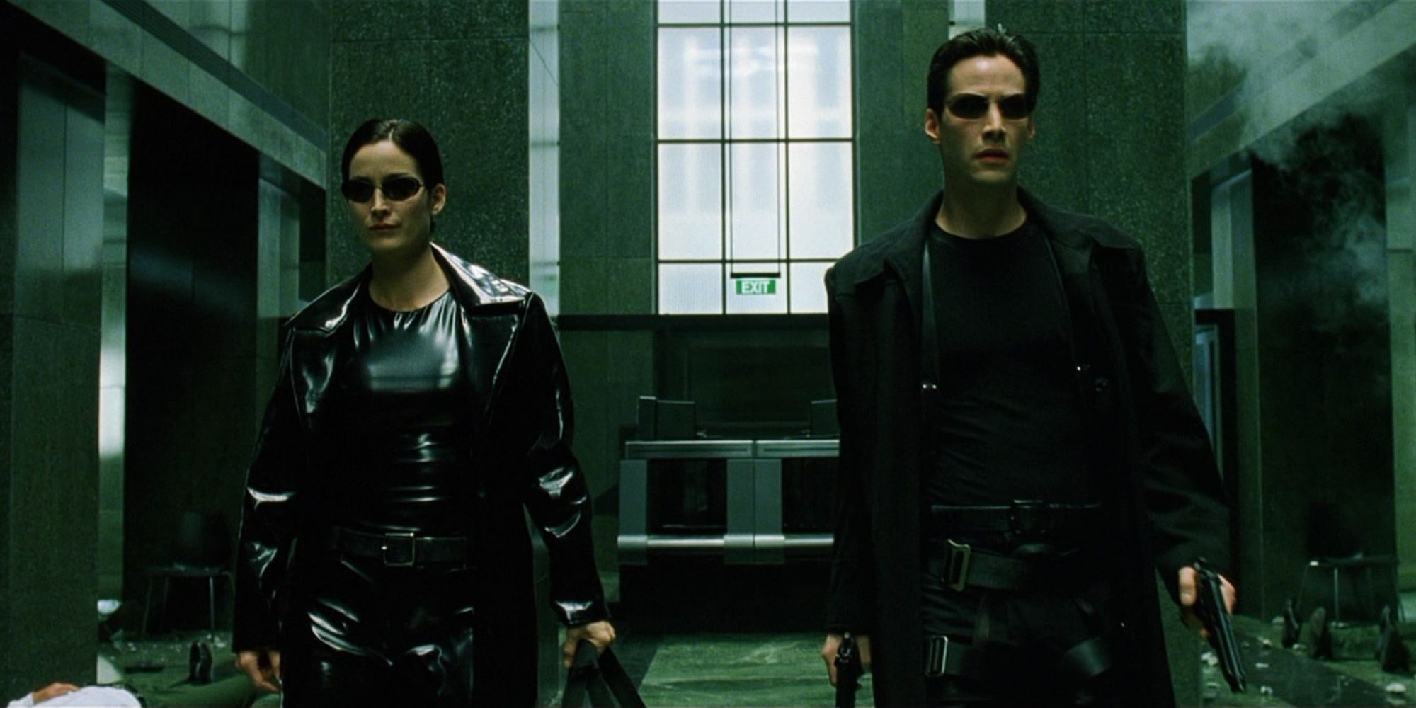 Trinity et Neo dans Matrix
