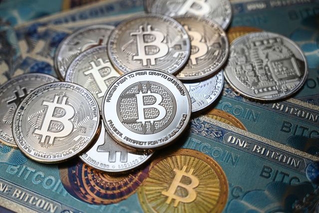 Bitcoin rebondit après un week-end agité.  Pourquoi cette semaine pourrait être une lutte.