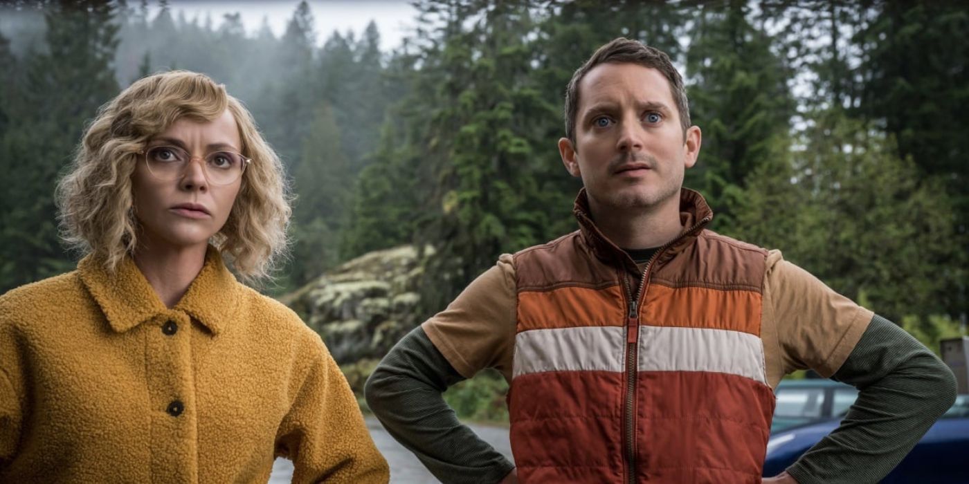 Christina Ricci comme Misty et Elijah Wood comme Walter dans Yellowjackets Saison 2