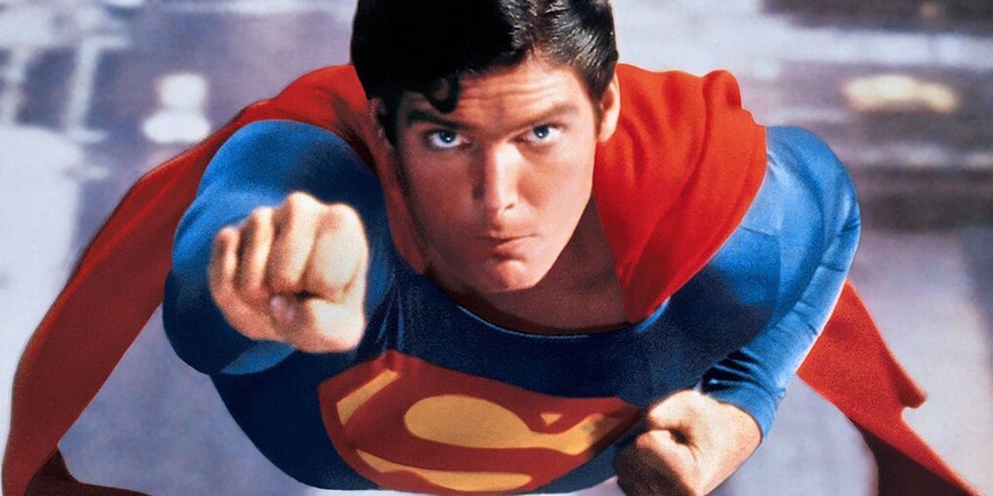 Christopher Reeve joue le rôle de Superman