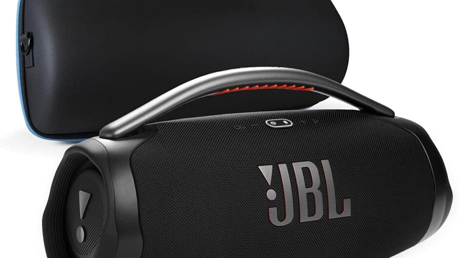 Le haut-parleur étanche Boombox 3 de JBL bénéficie d&rsquo;une réduction de 100 $ juste à temps pour la saison de la plage