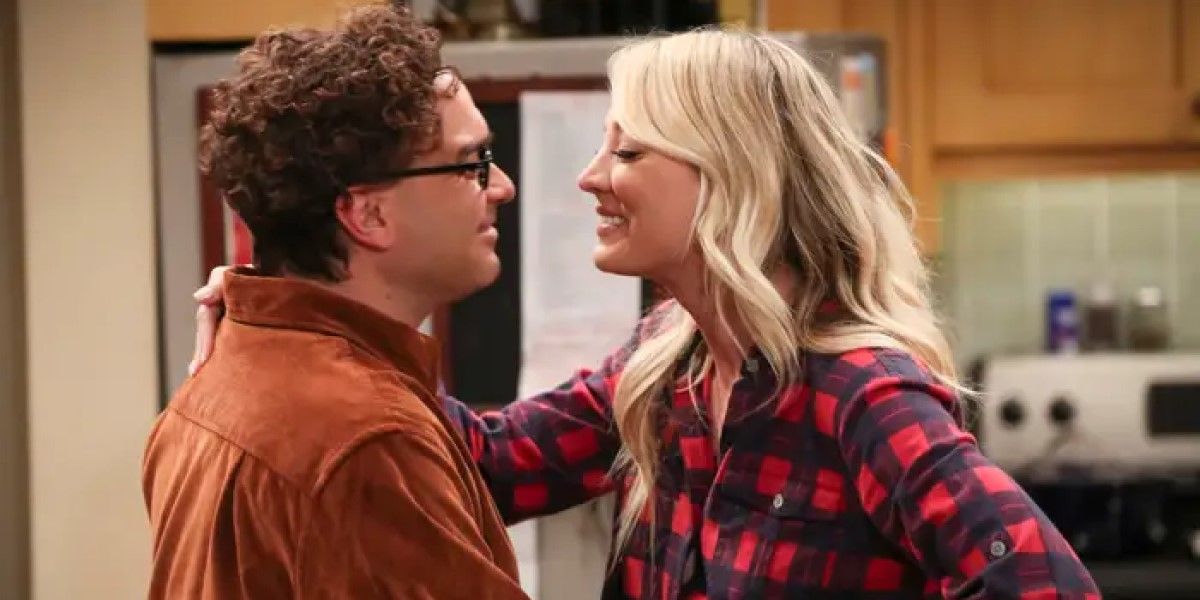 Johnny Galecki et Kaley Cuoco dans le rôle de Leonard et Sheldon dans 